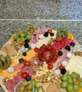 Tabla de queso y embutidos – Catering ceviches y tablas en Mataró | Bocaditos Marlene