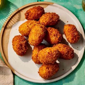 Croquetas de champiñones — catering Bocaditos Marlene Mataró