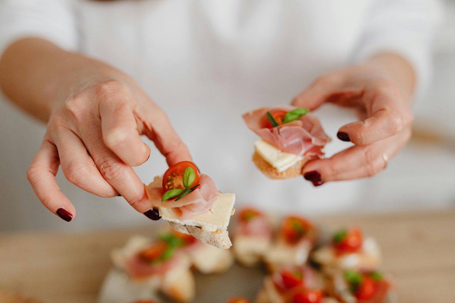 Mini bocadillo de jamón ibérico con pan de cristal y AOVE (6 u) catering Bocaditos Marlene Mataró