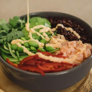 Poke bowl de pollo teriyaki  catering Bocaditos Marlene Mataró