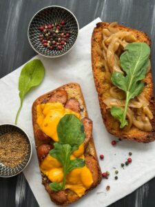 Sándwich de atún con cebolla pochada  catering Bocaditos Marlene Mataró