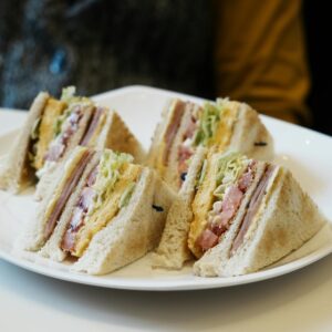 Sándwich club  catering Bocaditos Marlene Mataró